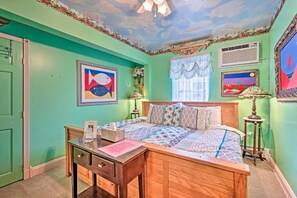 Premium bedding, individually decorated, individually furnished - Beds on Clouds (Windham)