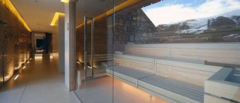 Sauna, Turkish bath, body treatments, deep-tissue massages, body scrubs