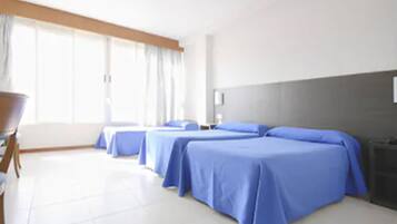 Schreibtisch, kostenloses WLAN, BettwÀsche