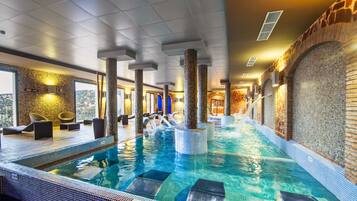 Sauna, bain à remous, hammam, sources chaudes/minérales, soins corporels