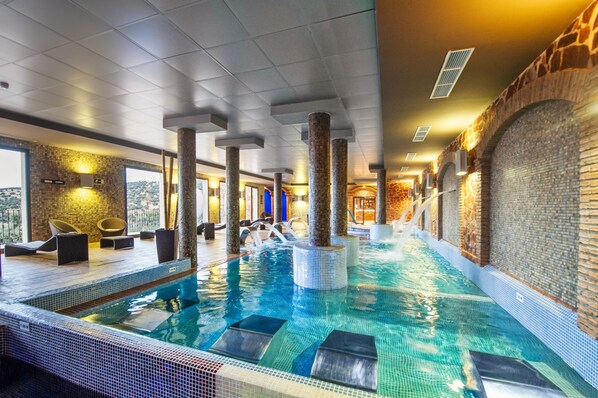 桑拿、热水浴缸、湿蒸房、温泉/矿泉、身体护理、体膜护理