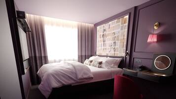 Premium bedding, in-room safe, desk, laptop workspace