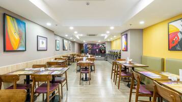 Se sirven desayunos, almuerzos y cenas