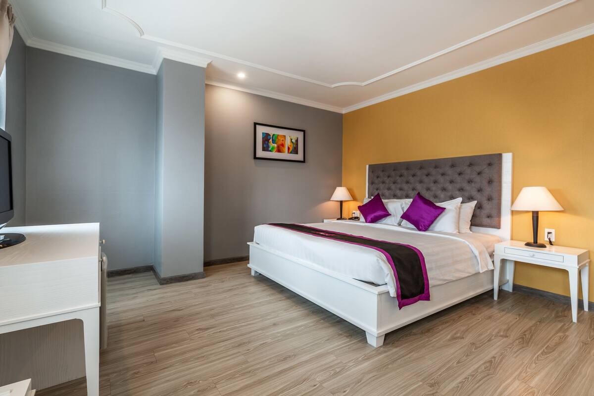 Phòng Executive | Minibar, két bảo mật tại phòng, bàn, phòng cách âm