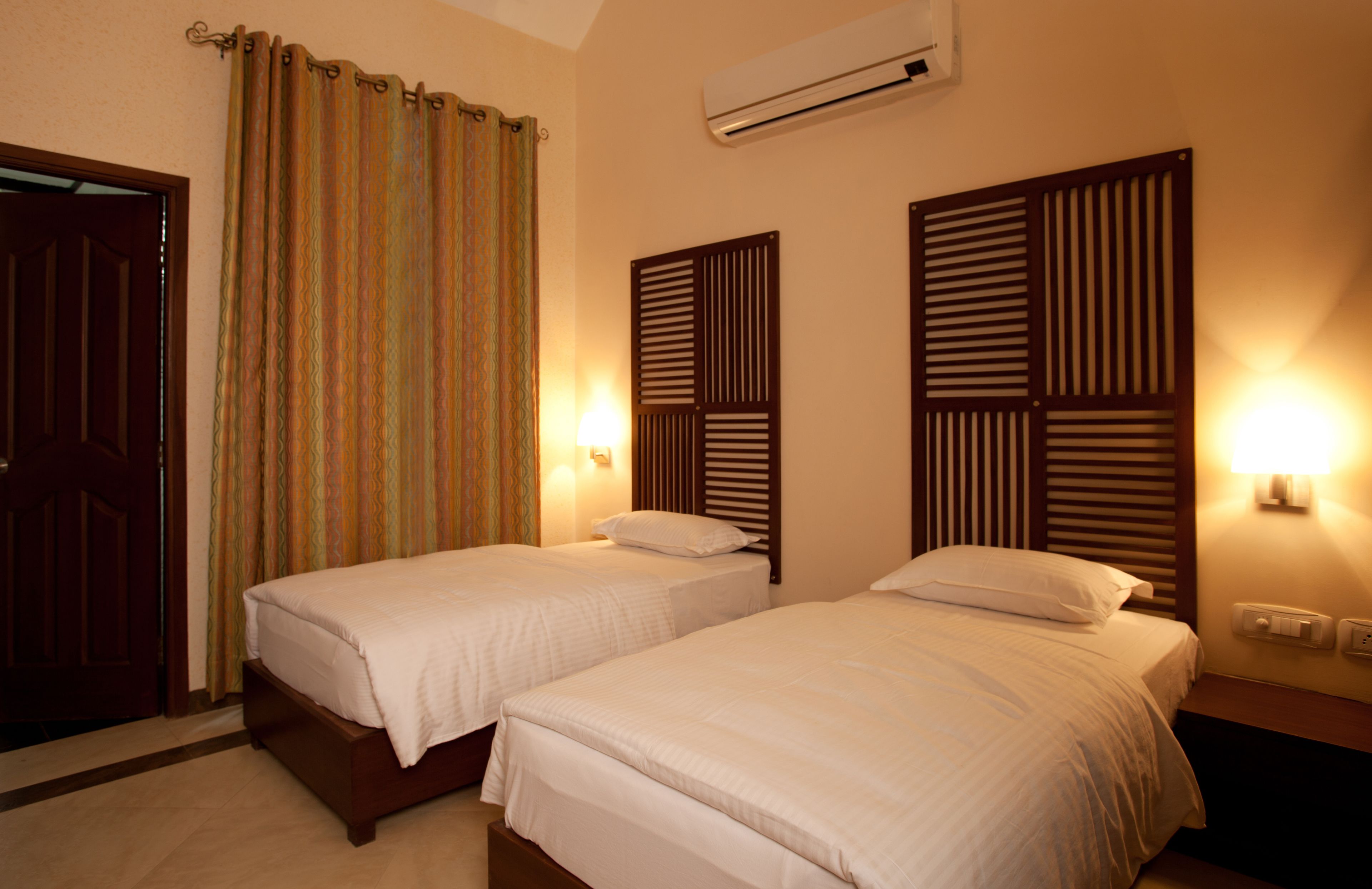 cottage, 2 bedrooms | in-room safe, desk, blackout curtains, iron/ironing board