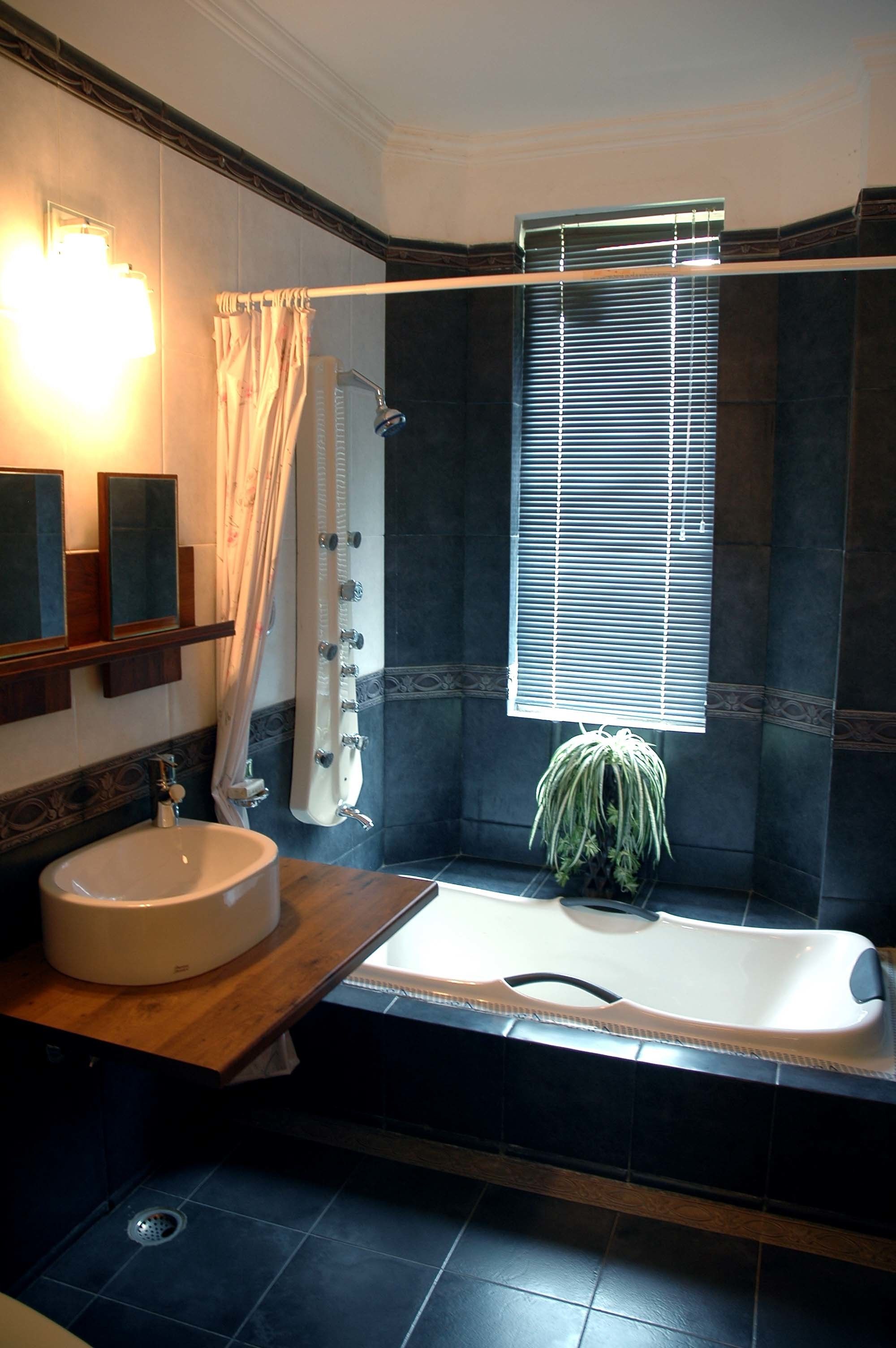 free toiletries, towels