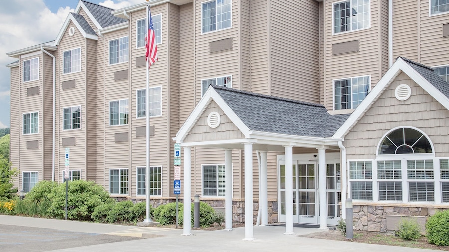 Microtel Inn & Suites by Wyndham Mansfield