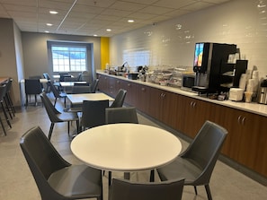 Free daily continental breakfast