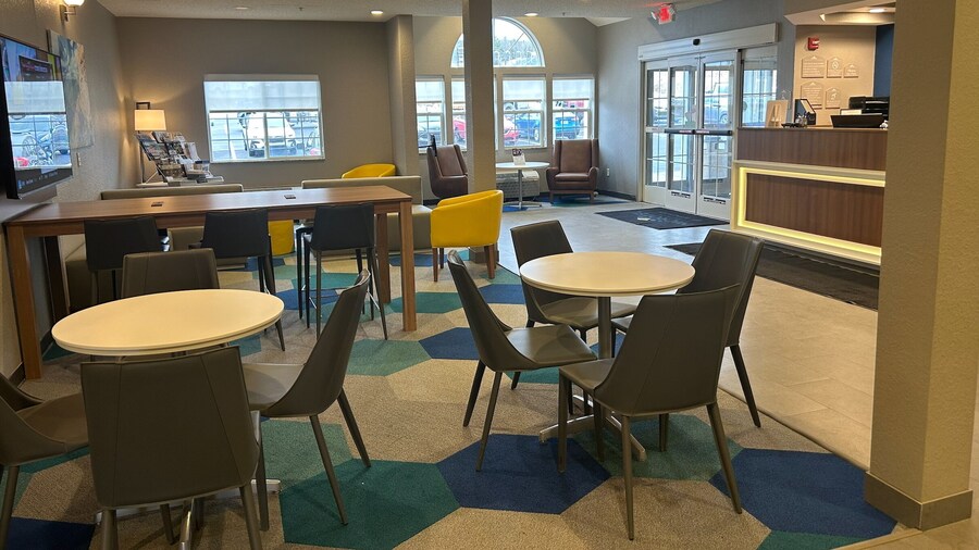 Microtel Inn & Suites by Wyndham Mansfield