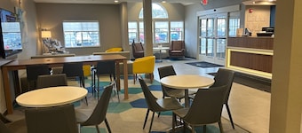 Microtel Inn & Suites by Wyndham Mansfield