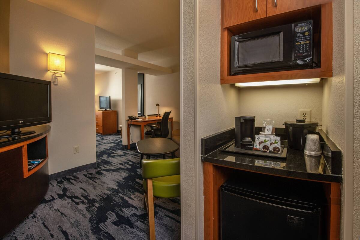 studio, multiple beds, non smoking, city view | desk, blackout curtains, iron/ironing board, free wifi