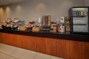 Desayuno buffet incluido todos los días 