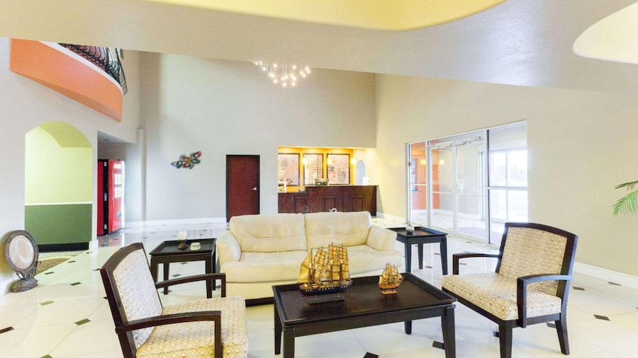 Lone Star Inn & Suites