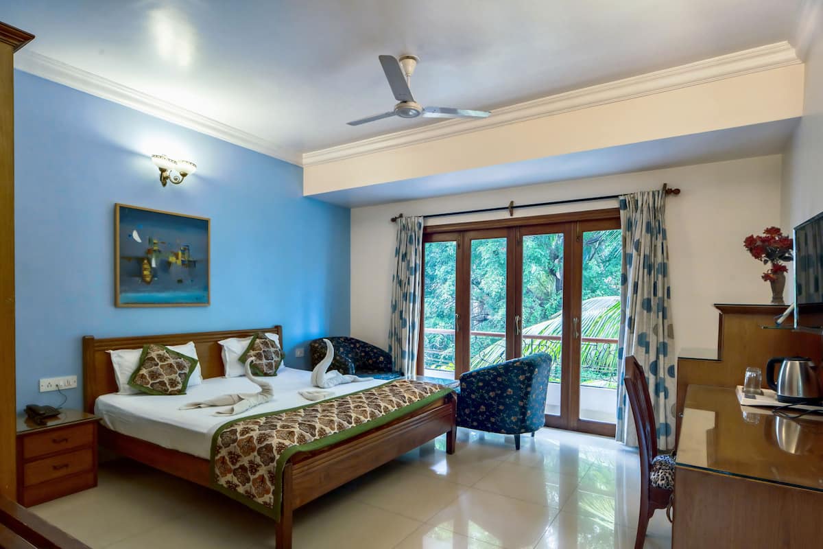 elegance room  | minibar, in-room safe, iron/ironing board, rollaway beds