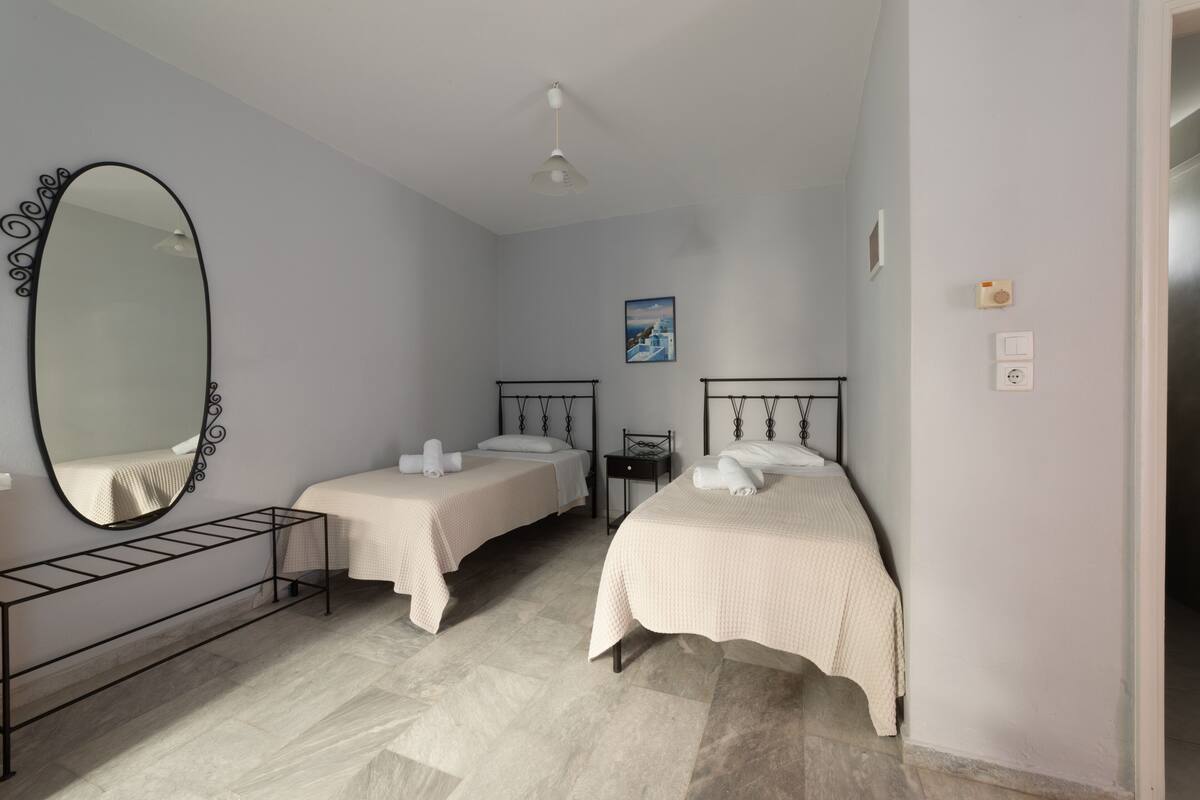 Két bảo mật tại phòng, bàn, bàn ủi/dụng cụ ủi quần áo