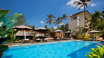 2 outdoor pools, pool umbrellas, sun loungers