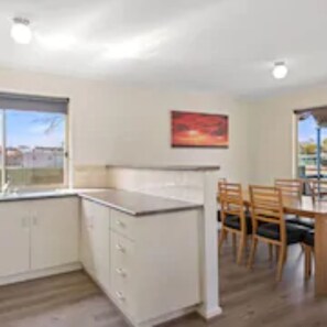Superior 3 Bedroom Cabin  | Private kitchen | Full-size fridge, microwave, cookware/dishes/utensils