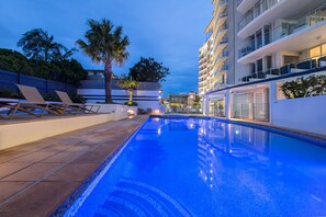 2 outdoor pools - Aspect Caloundra (Caloundra)