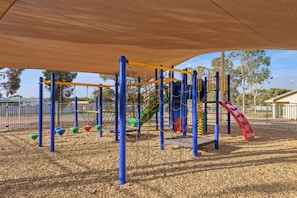 Children’s play area – outdoor