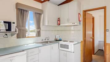 Standard 1 Bedroom Cabin - Sleeps 2 | Private kitchen