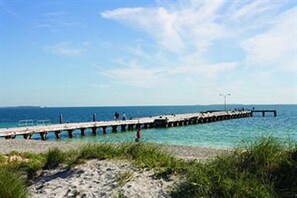 Beach - Discovery Parks - Woodman Point (Coogee)