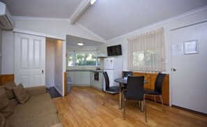 标准小屋 | 客房内用餐