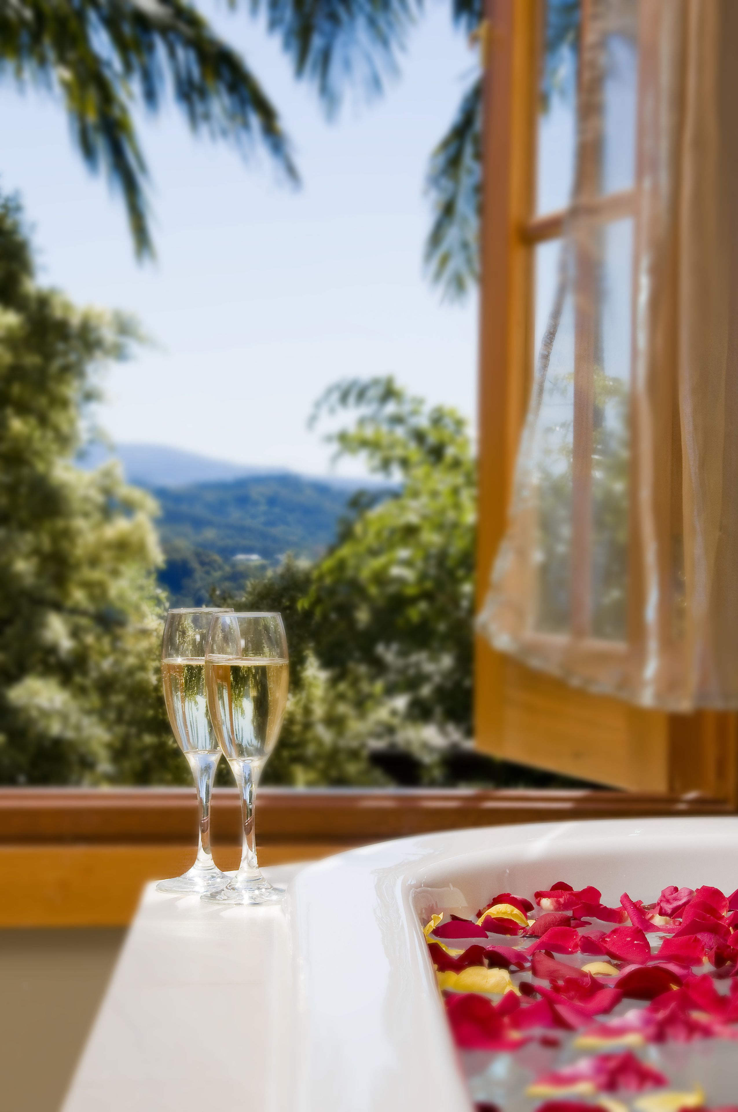 villa, 1 bedroom (palm view tuscany spa) | bathroom | separate bathtub and shower, jetted bath, free toiletries, hair dryer