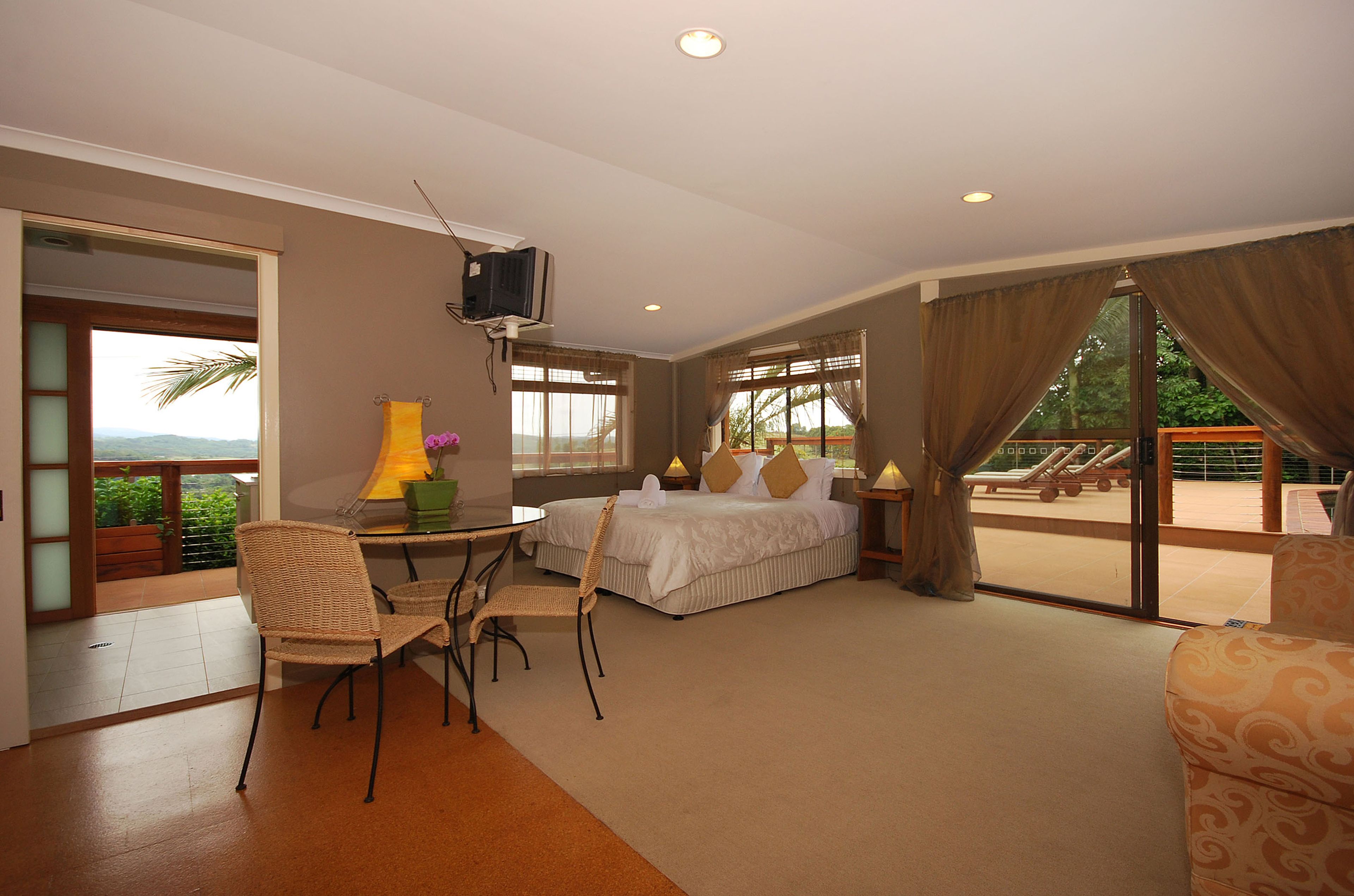 cabin, 1 bedroom (the cabana spa) | egyptian cotton sheets, premium bedding, pillow-top beds, minibar