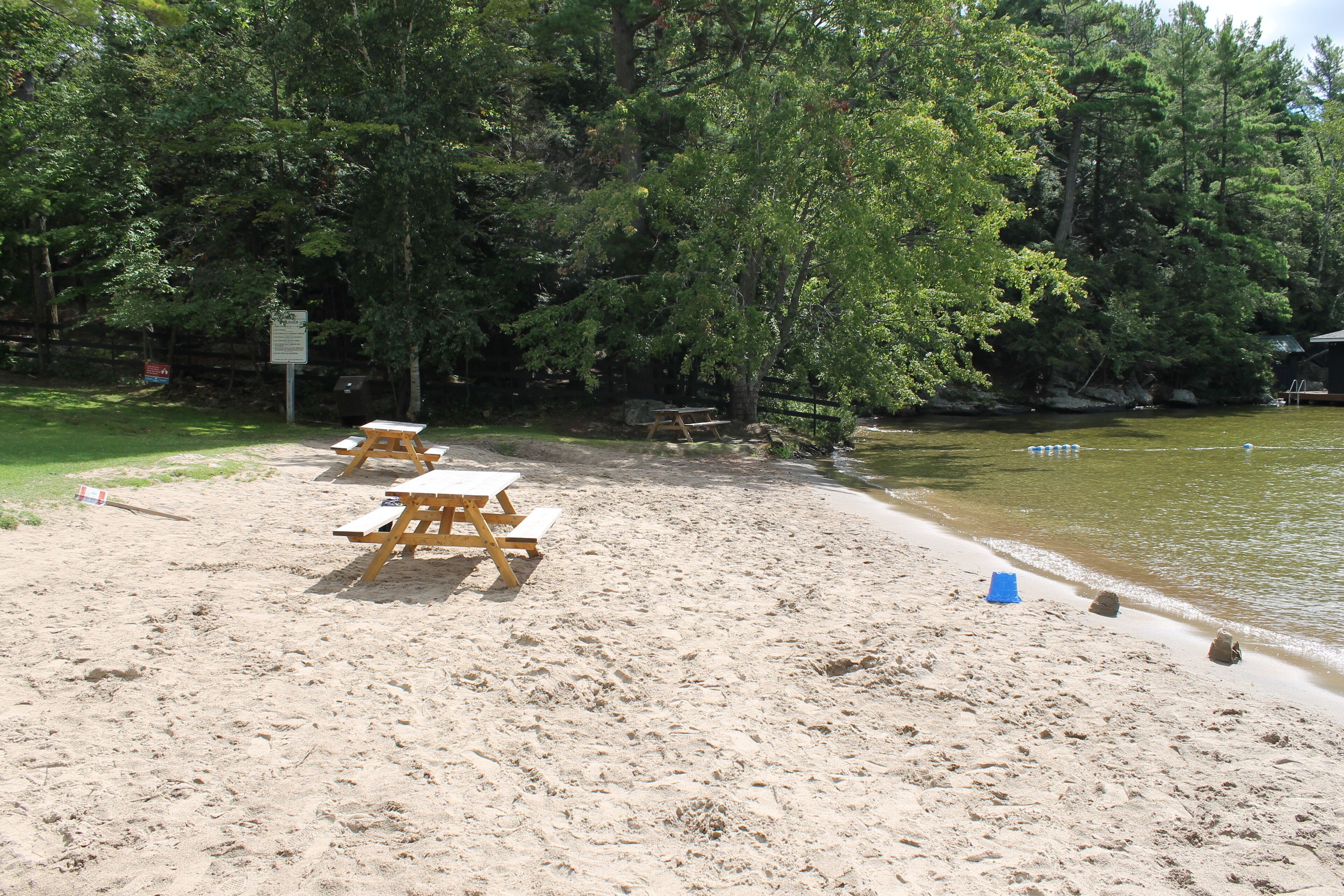 beach nearby, kayaking, rowing