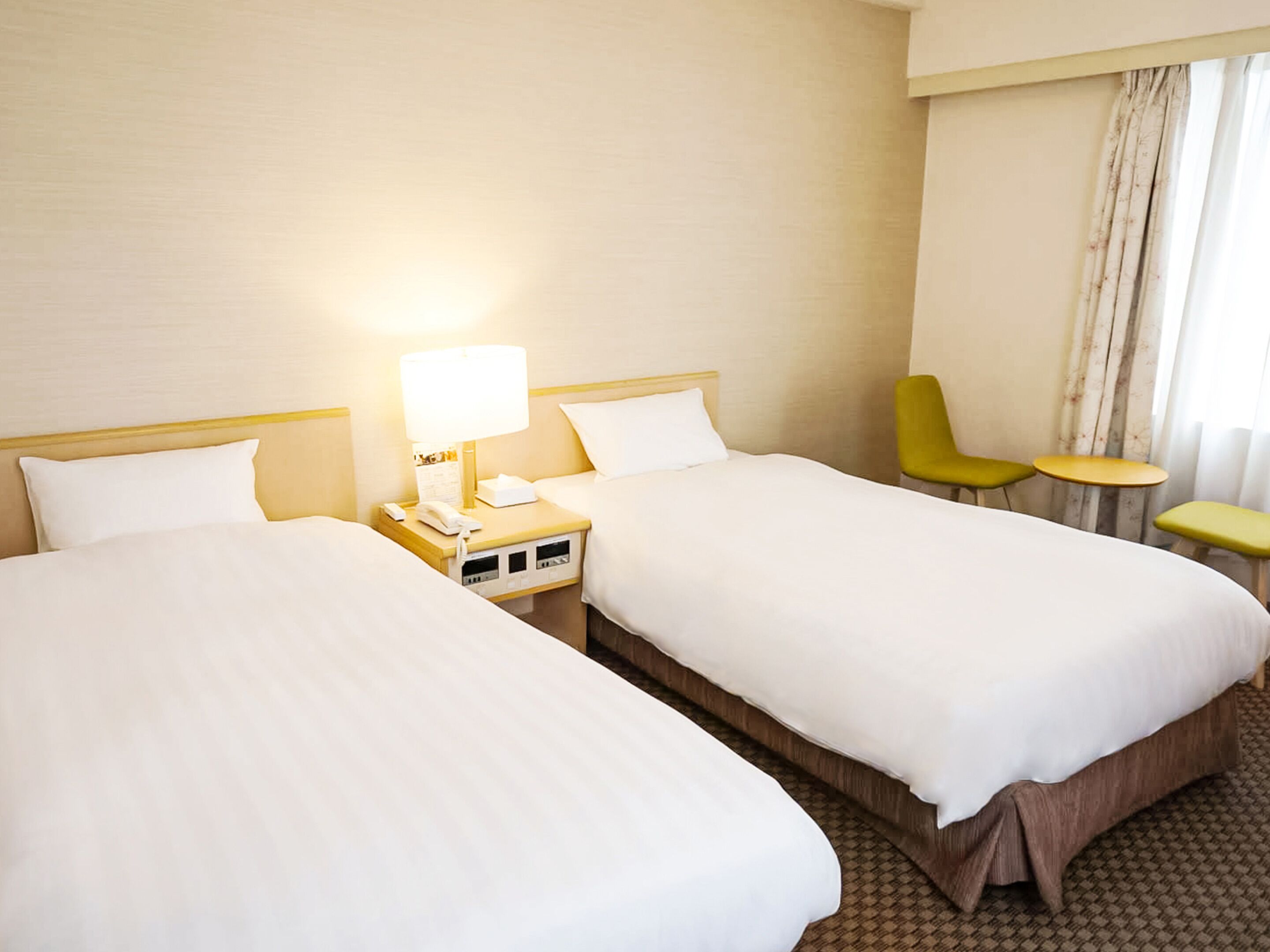 Down comforters, WiFi (free), bed sheets