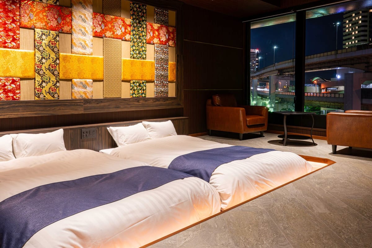 Down duvets, free WiFi, bed sheets