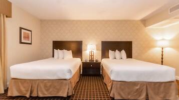 Chambre Double Standard, 2 lits doubles | Draps en coton égyptien, literie de qualité supérieure