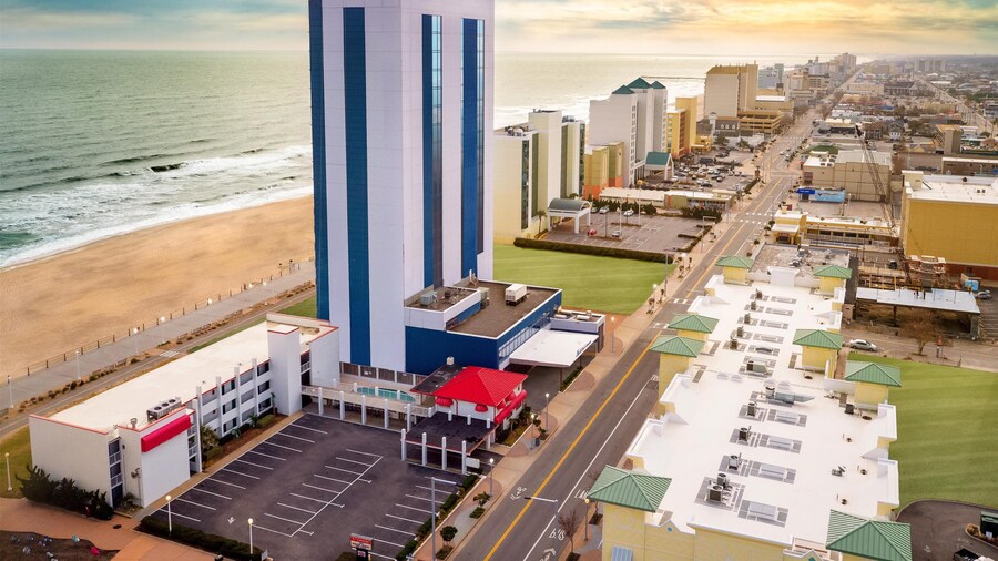 Hyatt House Virginia Beach / Oceanfront