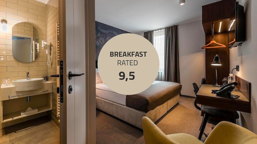 Hotel Mrak 4*