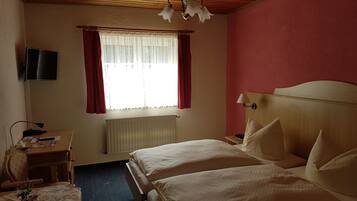 Zimmersafe, Babybetten, Zustellbetten, kostenloses WLAN