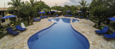 Piscina externa