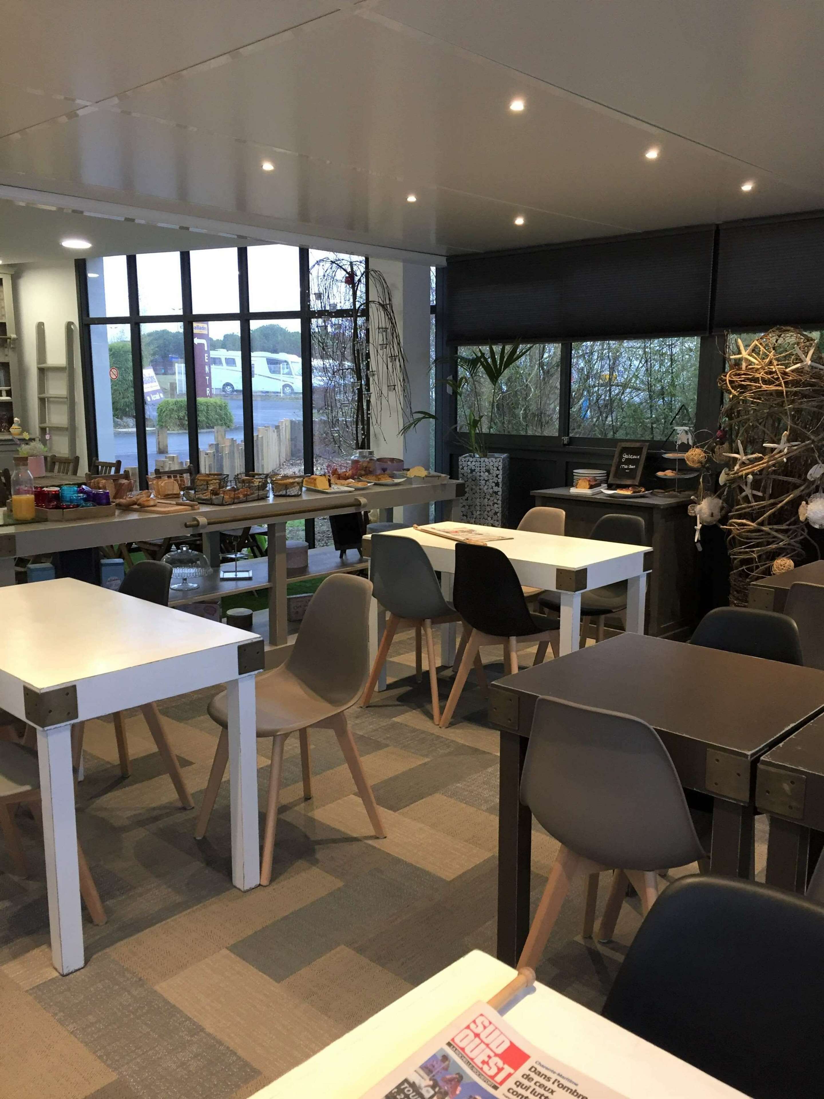 Foto - Kyriad Direct La Rochelle Aytré