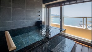豪華客房, 非吸煙房, 海景 (Nagitei, Twin-Bed room w/hot spring) | 浴室