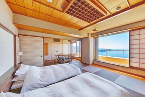 In-room safe, free WiFi, bed sheets - Kisyu Shirahama Onsen Musashi (Shirahama)