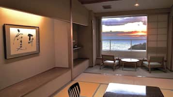 豪華客房, 非吸煙房, 海景 (Nagitei, Pure Japanese Style Room) | 房內夾萬、免費 Wi-Fi、床單