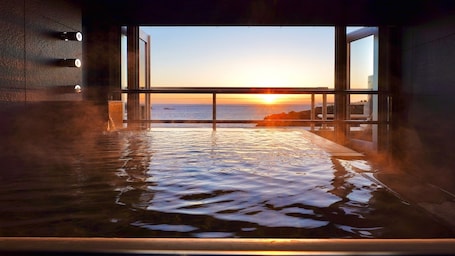 (Nagitei) Sea View Japanese Style Twin-Bed room with hot spring, Non Smoking | In-room safe, free WiFi, bed sheets