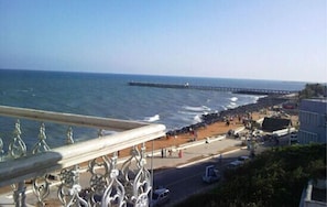 View from property - Lotus Bay View Hotel (Puducherry)