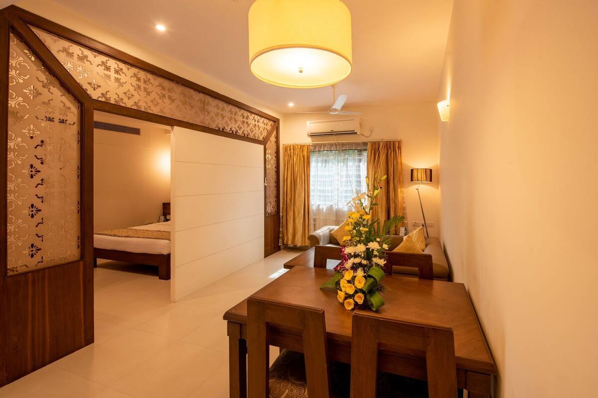 In-room safe, desk, iron/ironing board, rollaway beds