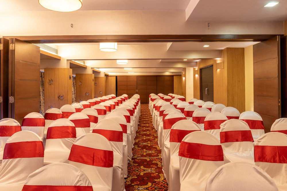 La-Paz Gardens Beacon, Vasco da Gama, Goa by null