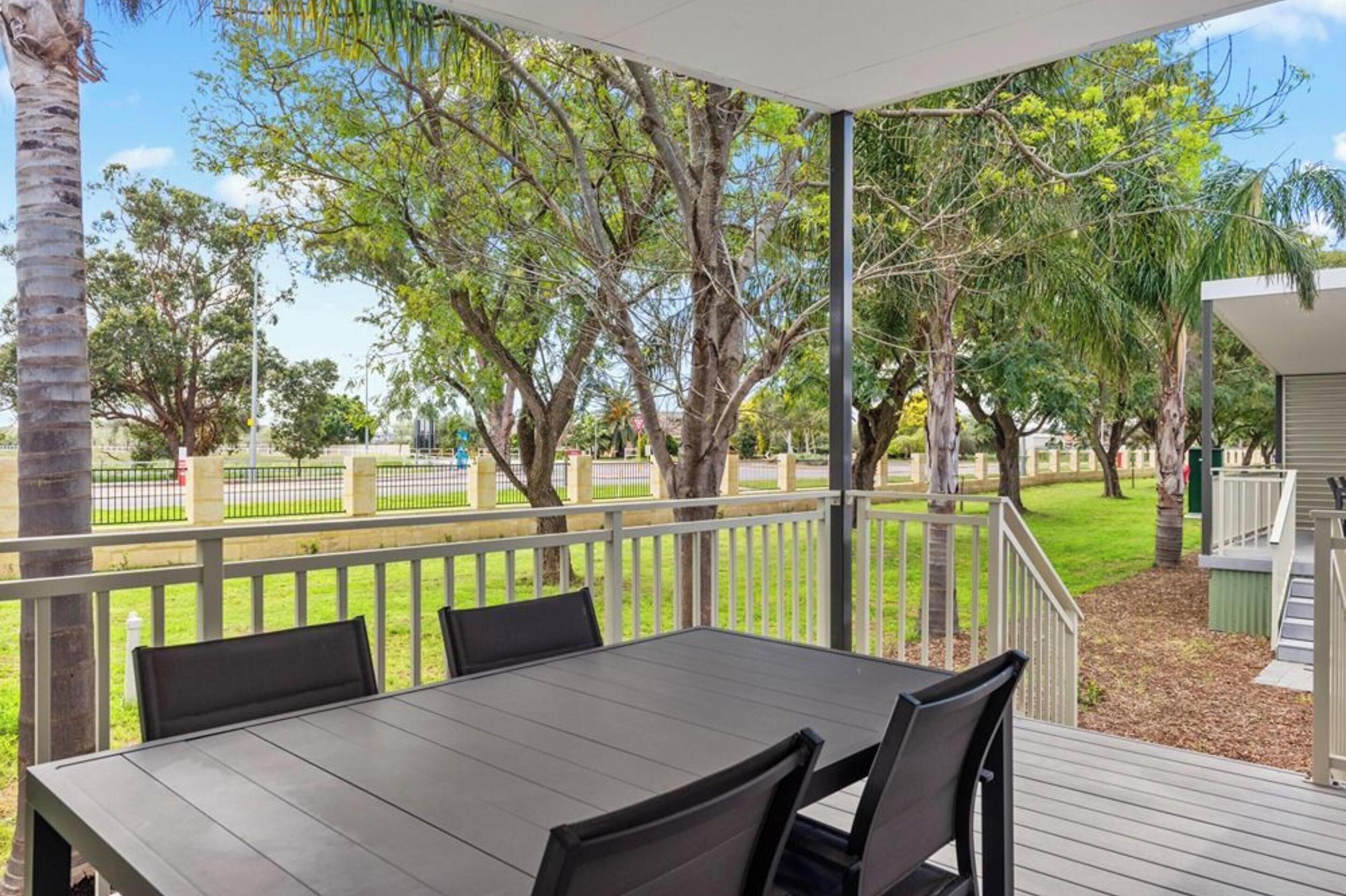 Deluxe 2 Bedroom Cabin - Sleeps 4 | Terrace/patio