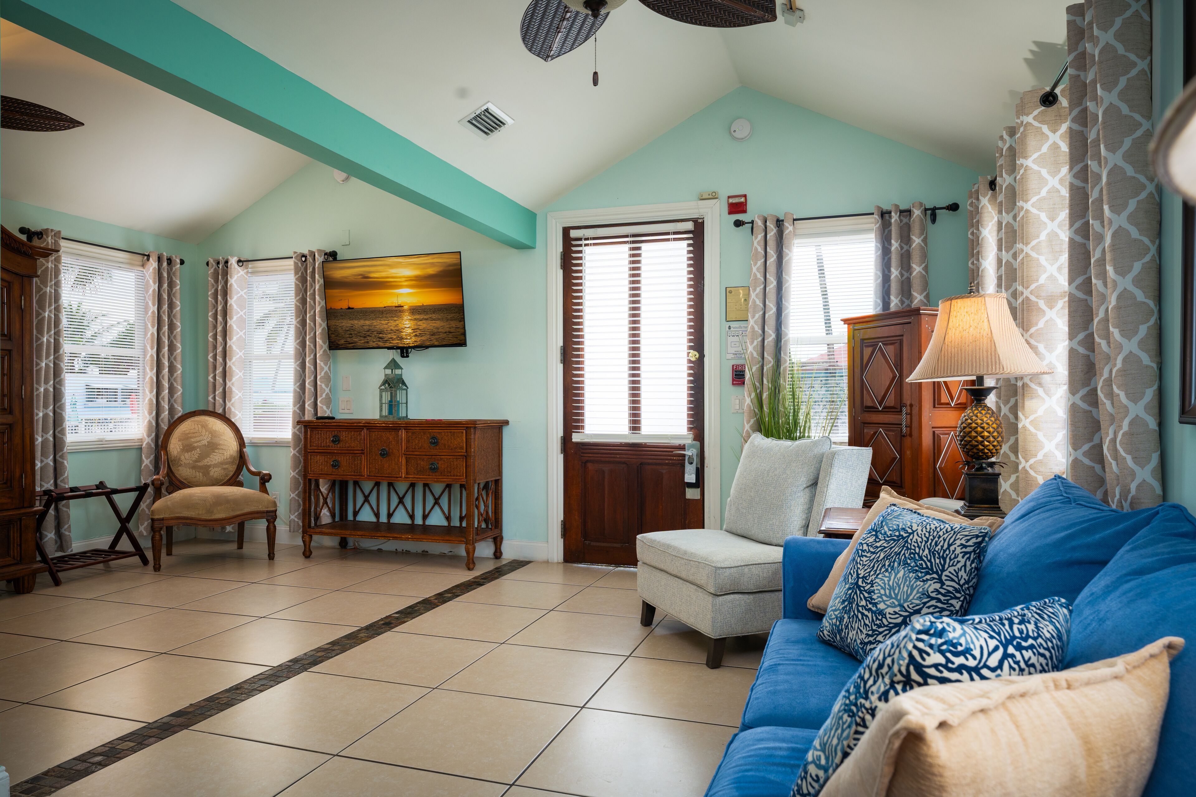 Foto - Southernmost Point Guest House & Garden Bar