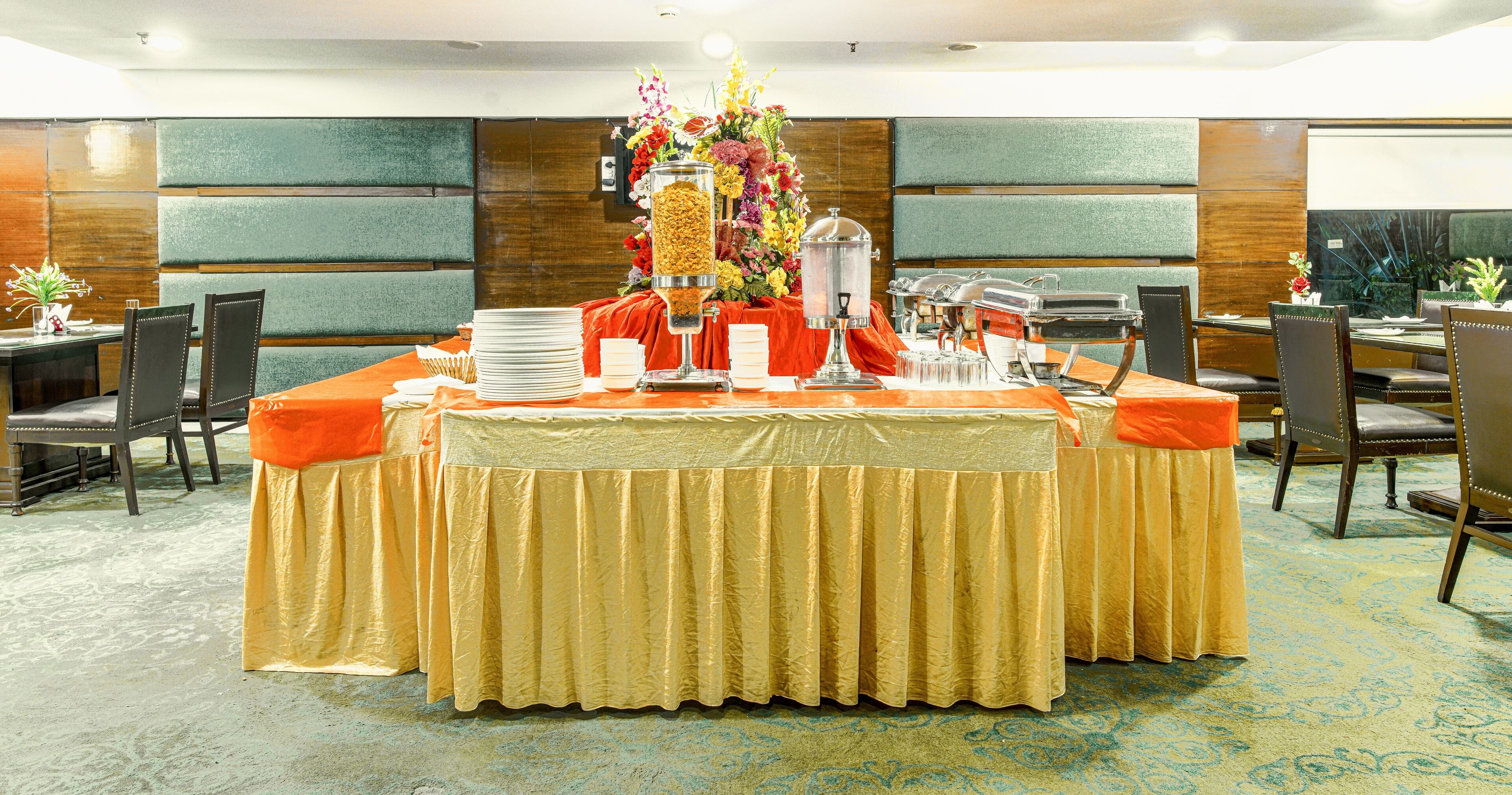 Daily continental breakfast (INR 350 per person)