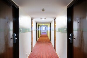 Elevator - GIS Select Banjara Hills (Hyderabad)