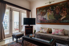 Super Deluxe | In-room safe, desk, iron/ironing board, rollaway beds - Barwara Kothi (Jaipur)
