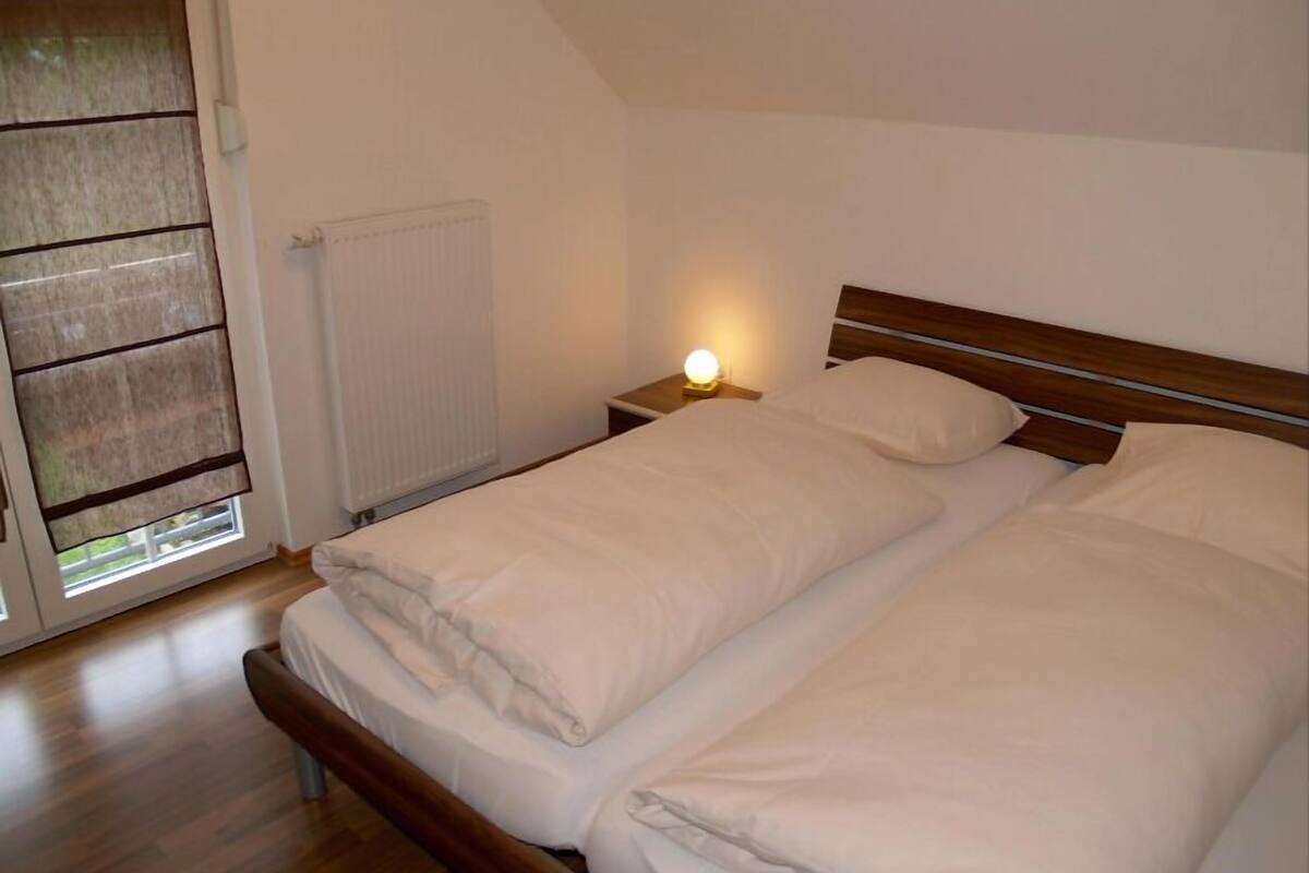 double room | premium bedding, in-room safe, desk, iron/ironing board
